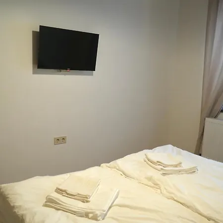 Mezovegi Ii Vendeghaz *